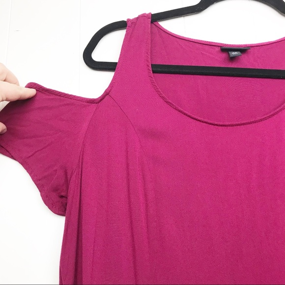 Torrid RED CHALLIS COLD SHOULDER TRAPEZE DRESS - Picture 6 of 8